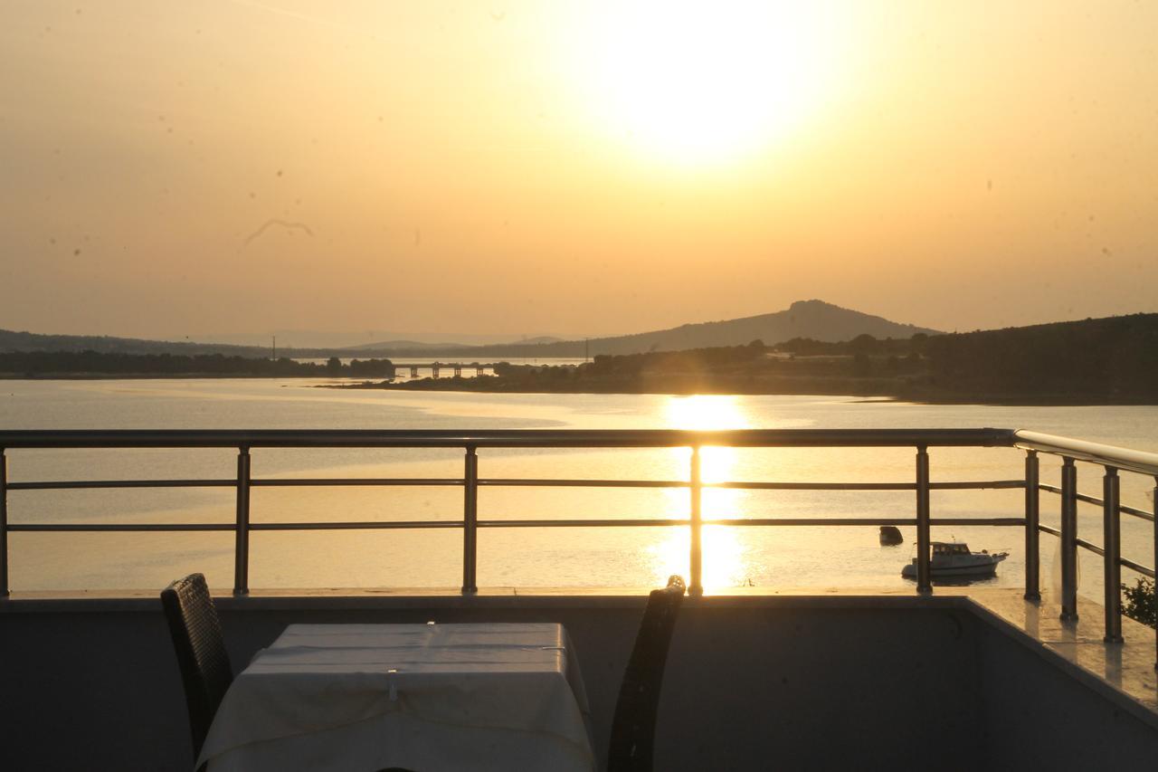 Senar Otel Ayvalı Exterior foto